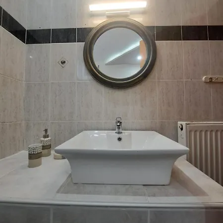 Infinity Center Apartment *